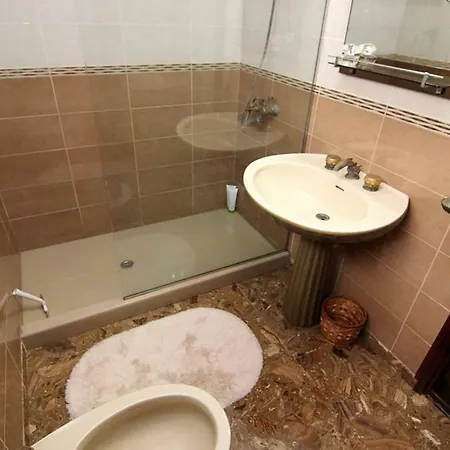 Lovely 2 Bedroom House With Private Garden * Mogan