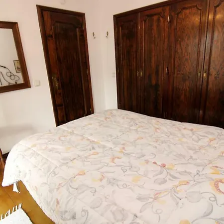 Lovely 2 Bedroom House With Private Garden Mogan