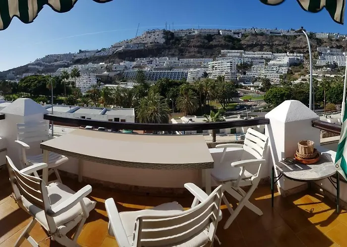 Lovely 2 Bedroom House With Private Garden