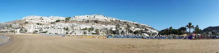 Lovely 2 Bedroom House With Private Garden *